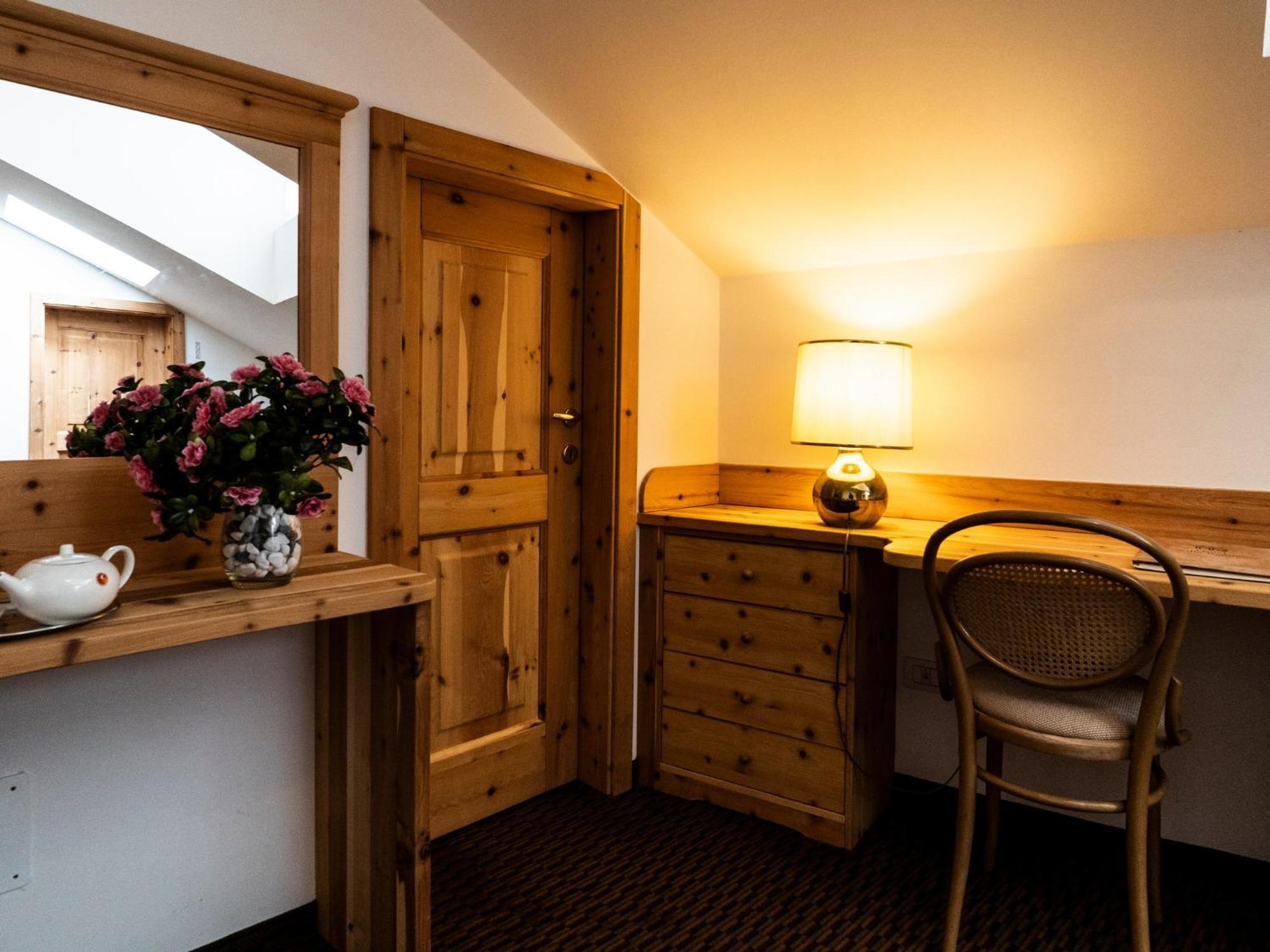 Hotel Villa Regina Левико-Терме Экстерьер фото