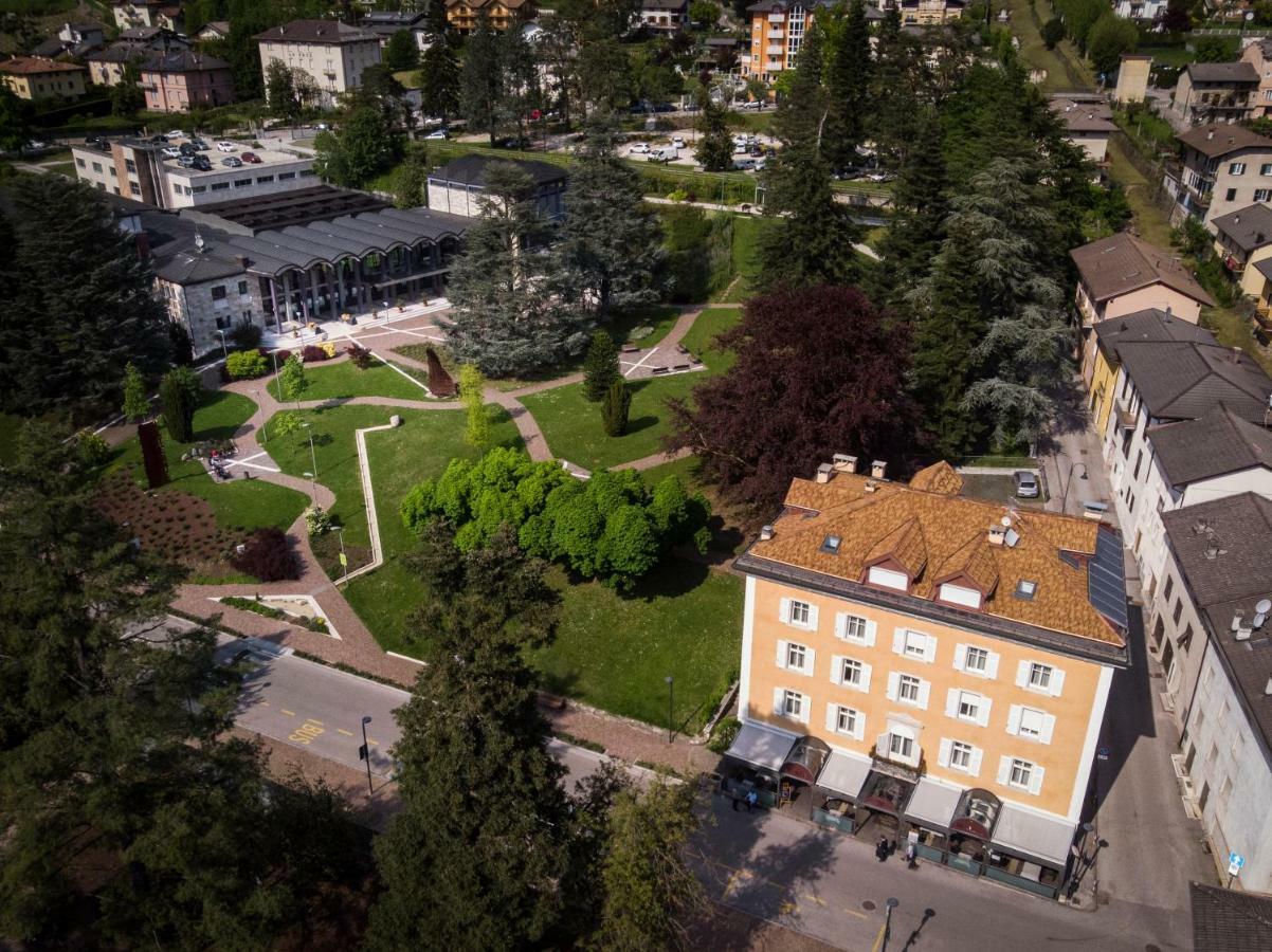 Hotel Villa Regina Левико-Терме Экстерьер фото